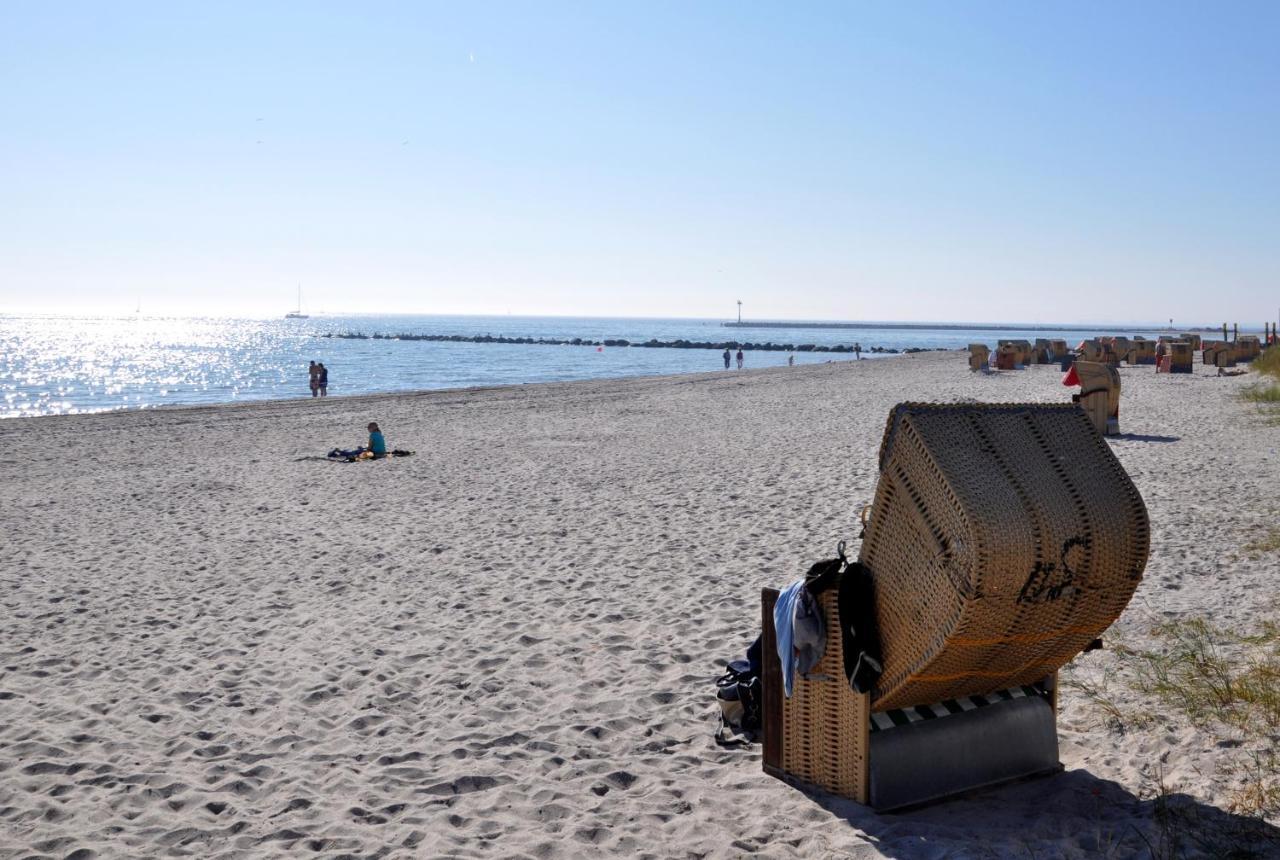 Burgtiefe Suedstrand "Duenennest" Fehmarn Kültér fotó